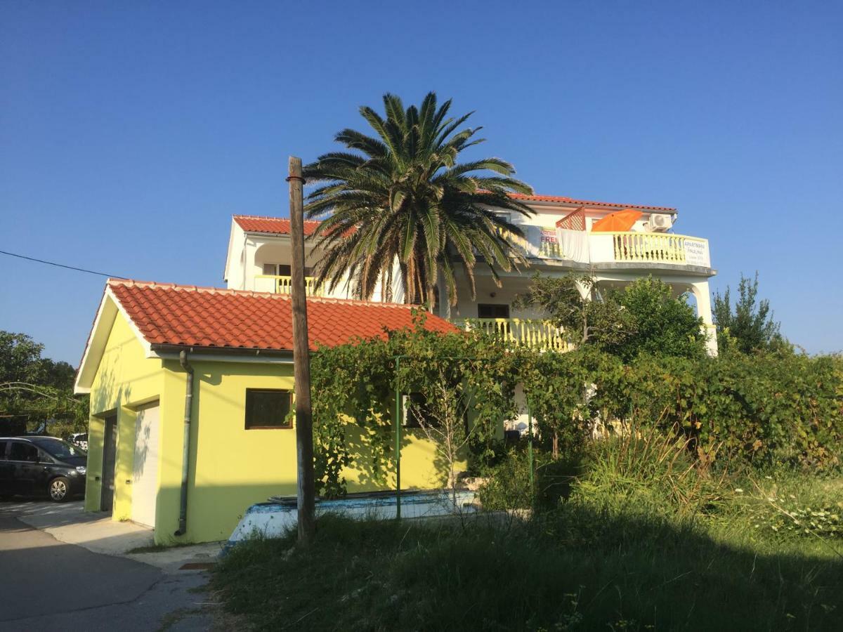 Apartmani Paulina Lopar Exterior foto