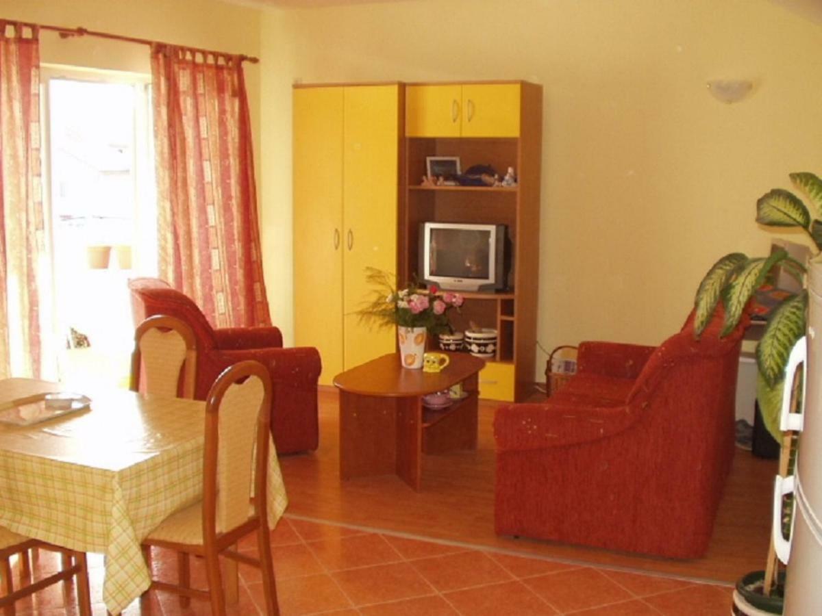 Apartmani Paulina Lopar Exterior foto